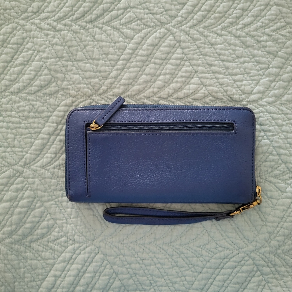 Fossil leather clutch/wristlet - Picture 2 of 8